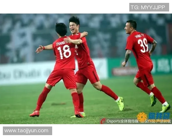 北京人和与天津权健激战成平三三平局引发球迷热议